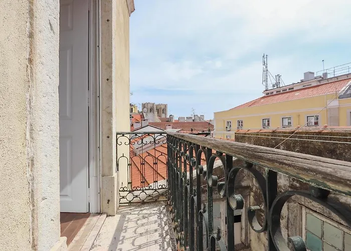 Downtown Delight By Homing