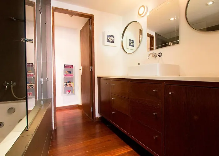 Downtown Delight By Homing