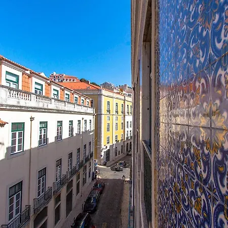 Apartment Downtown Delight By Homing Lisbon